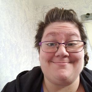 Meet your Posher, Stefanie